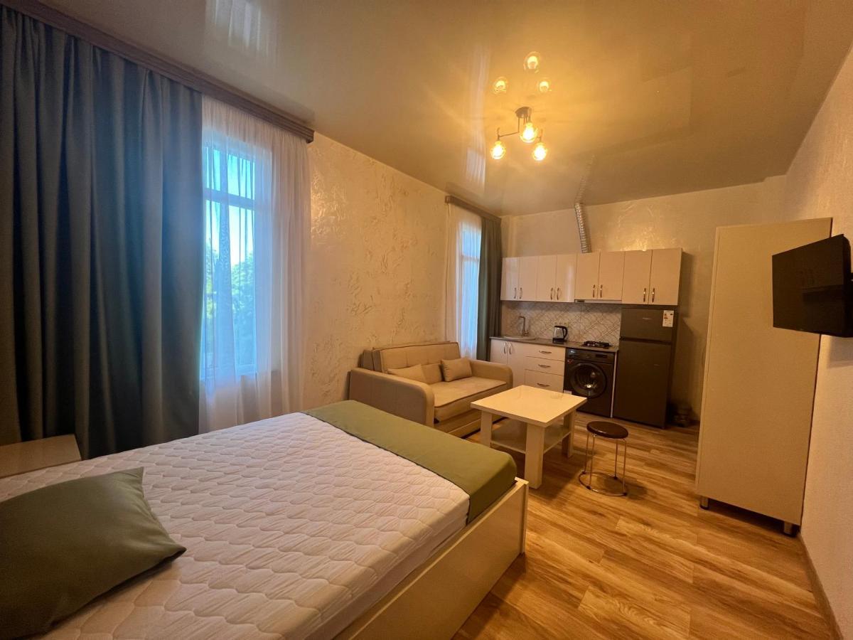 Apartments Nita Batumi Zewnętrze zdjęcie