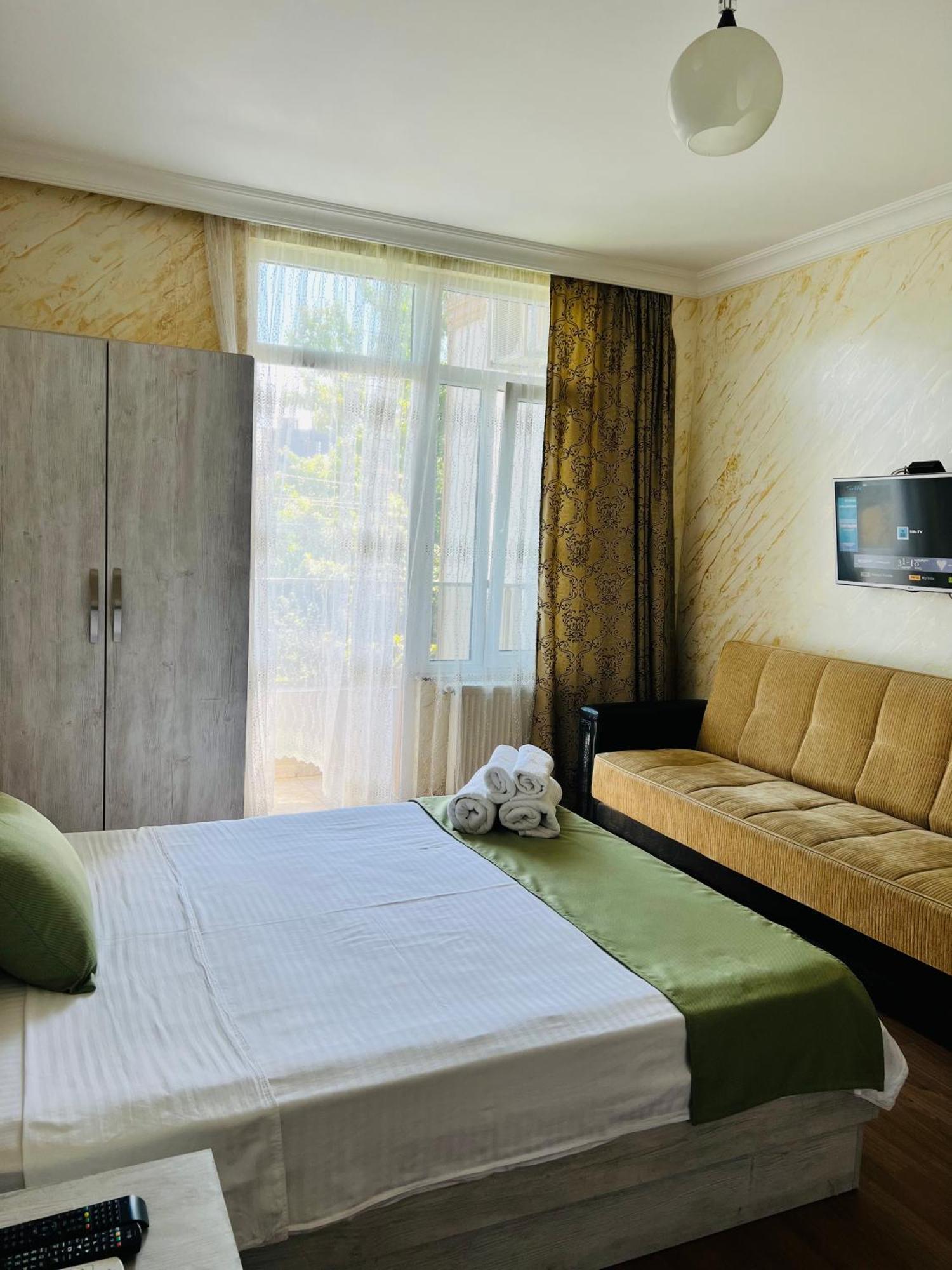 Apartments Nita Batumi Zewnętrze zdjęcie